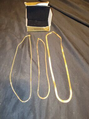 New Avon gold tone necklaces Set Of 3 Vintage? Reversible Herringbone
